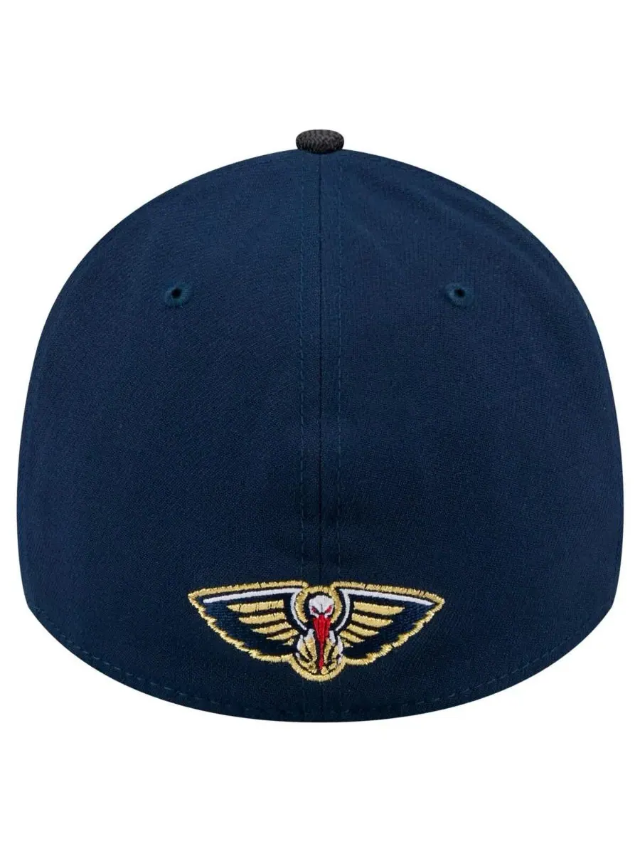 New Era Мужская темно-синяя кепка New Orleans Pelicans Sport Night 39THIRTY Flex — изображение 2 из 5, темно-синий