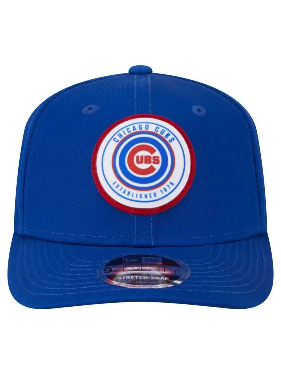 Мужская бейсболка Royal Chicago Cubs Circle Patch 9SEVENTY с эластичной застежкой-кнопкой New Era — изображение 2 из 4