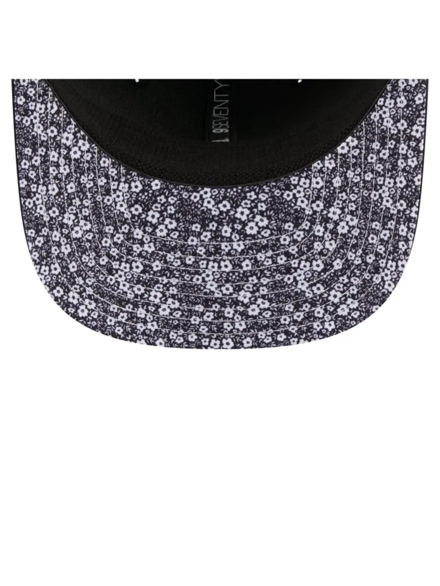 Кепка с принтом Floral Patch New Era — изображение 2 из 5, черный