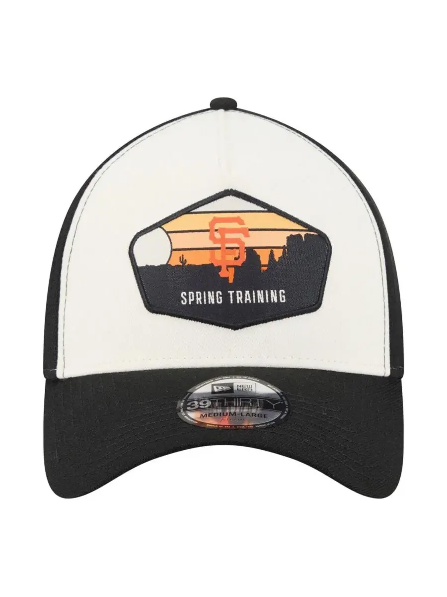 Кепка New Era с козырьком — изображение 2 из 4, черный