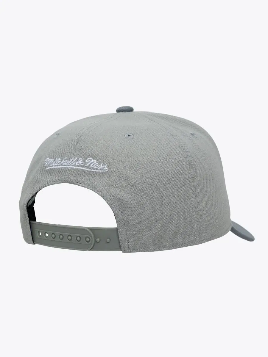Кепка с высокой тульей Thunderstorm Head Coach Pro Crown Snapback Mitchell & Ness — изображение 2 из 2, серый темно-серый
