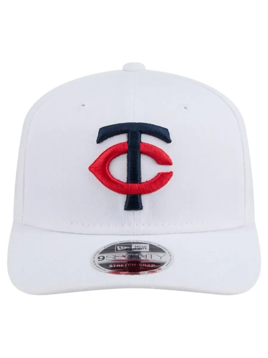 New Era Мужская белая регулируемая кепка Minnesota Twins COOLERA 9SEVENTY — изображение 4 из 4, белый