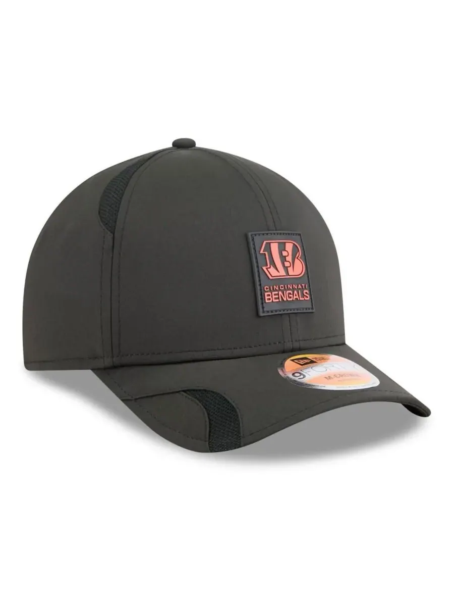 New Era Мужская черная регулируемая бейсболка Cincinnati Bengals 2025 Sideline M-Crown 9FORTY — изображение 4 из 5, черный