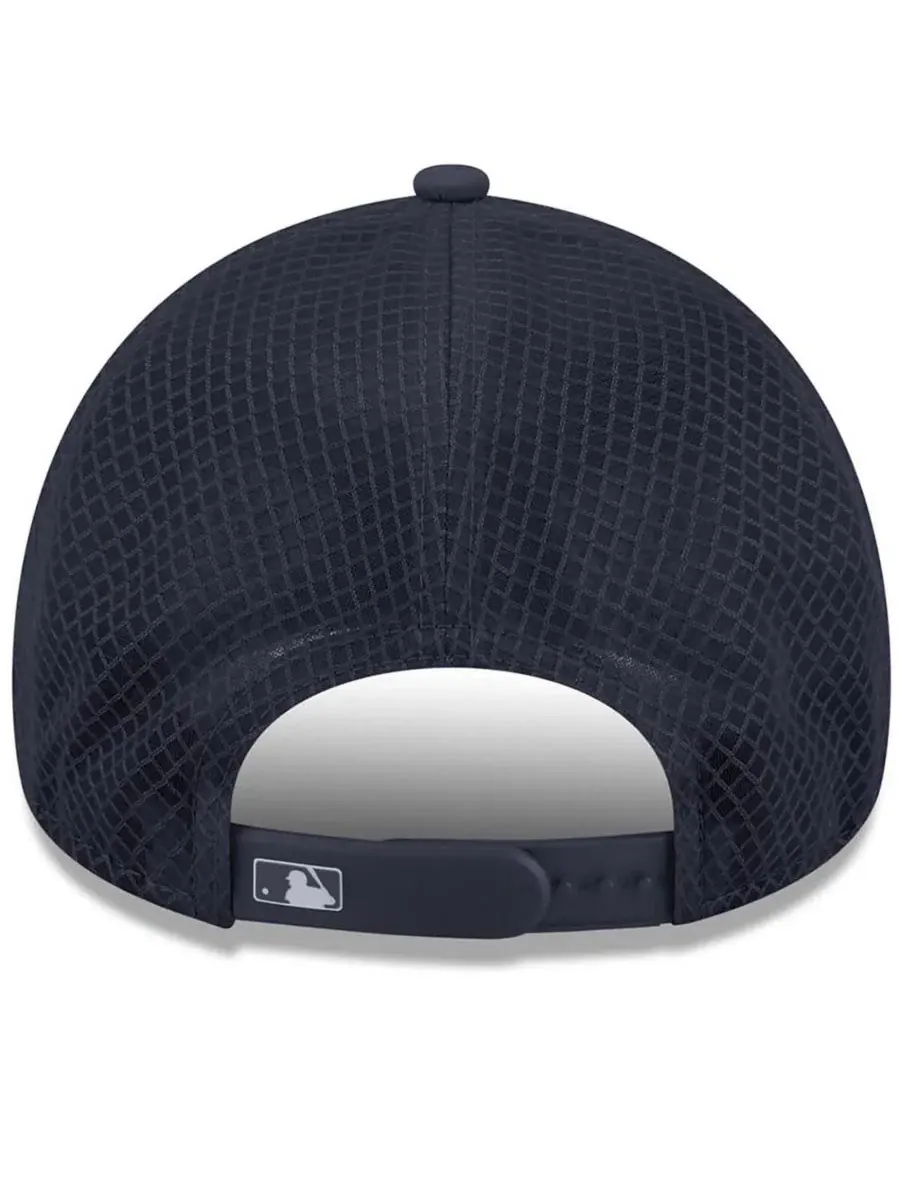 Кепка New Era 2026 Batting Practice Alternate Apex 9FORTY — изображение 2 из 4, темно-синий