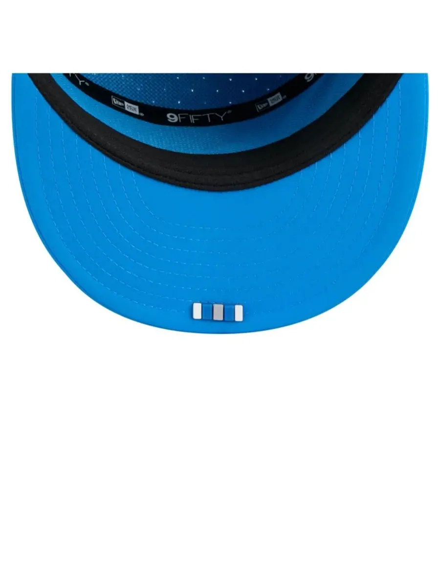 New Era Мужская синяя бейсболка Detroit Lions 2025 Sideline Throwback Split Panel 9FIFTY Snapback — изображение 2 из 5, синий