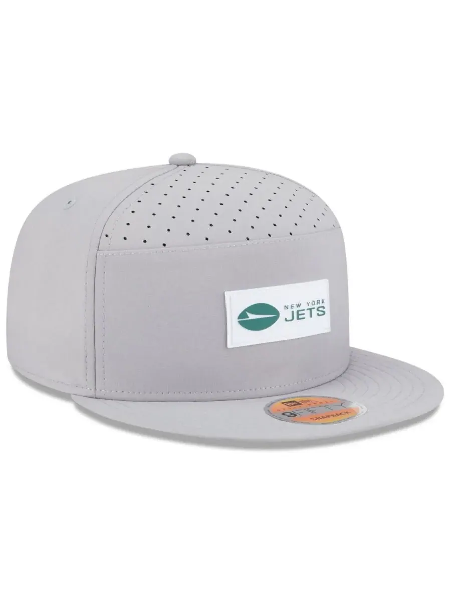 New Era Мужская серая кепка New York Jets 2025 Sideline Split Panel 9FIFTY Snapback — изображение 4 из 5, серый