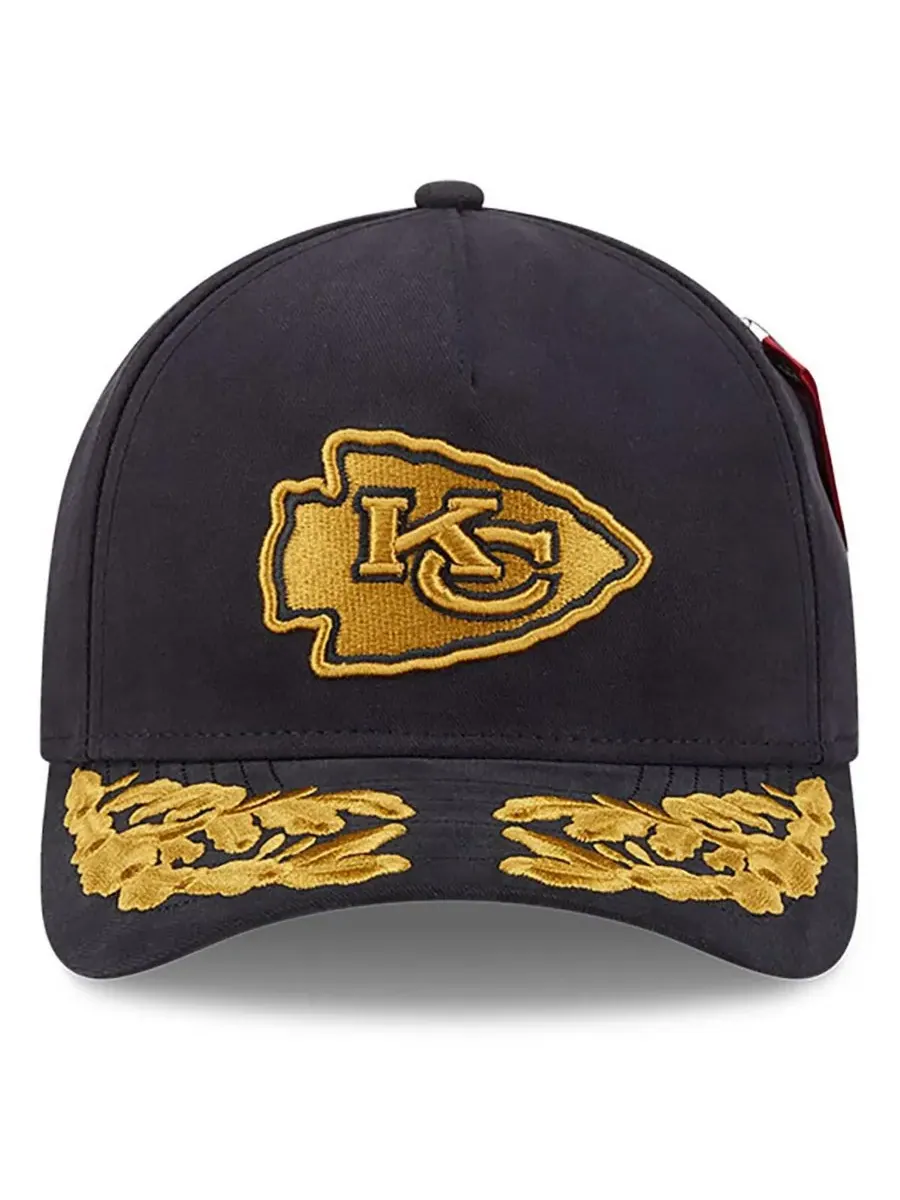 New Era Мужская черная регулируемая кепка Alpha Industries Kansas City Chiefs A-Frame 9FORTY — изображение 2 из 4, черный