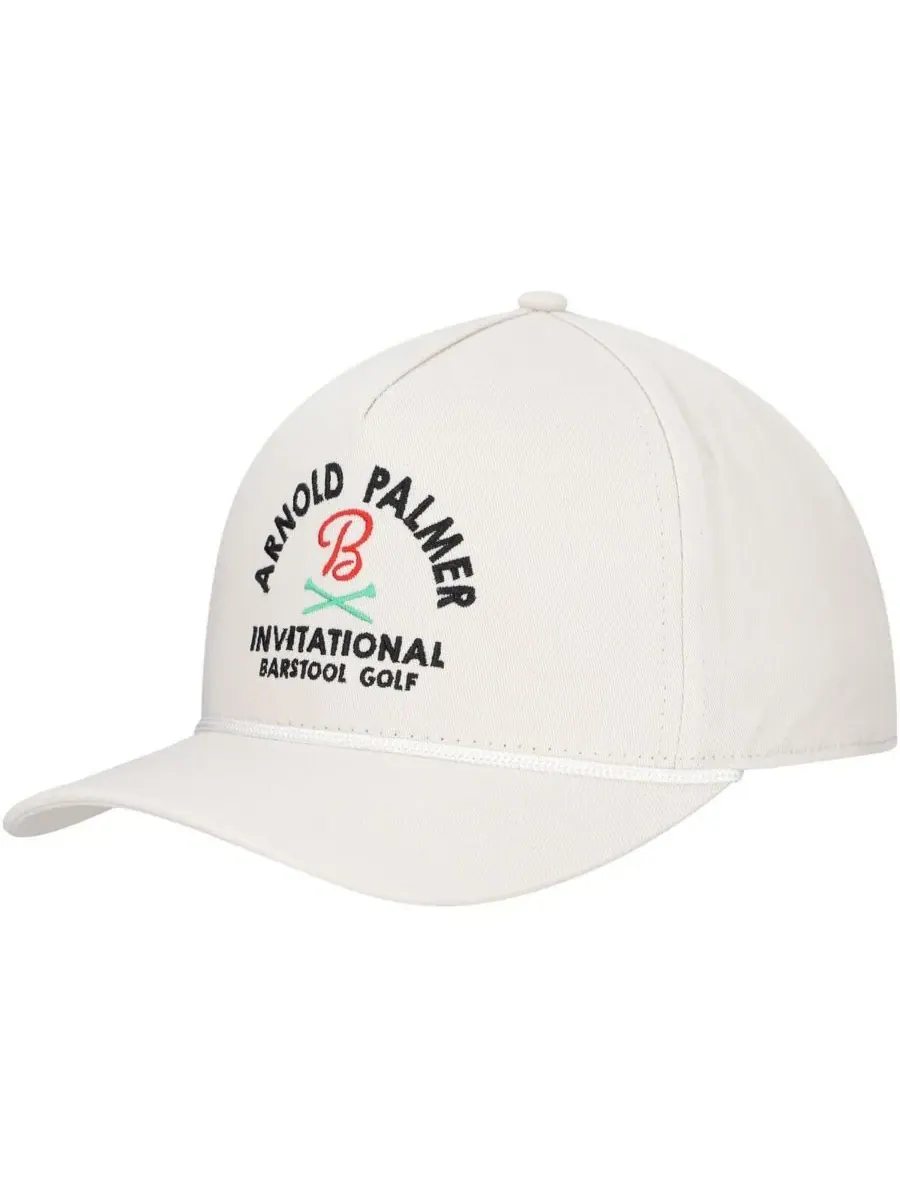 Barstool Golf Мужская и женская кремовая кепка с регулируемой застежкой-веревочкой в честь турнира — изображение 3 из 4