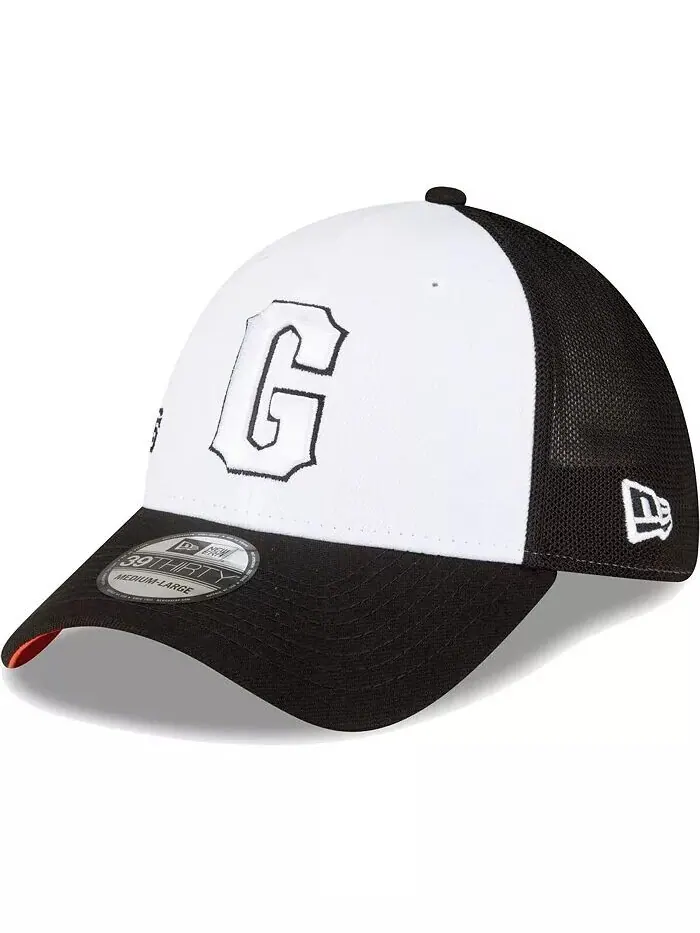 Мужская черно-белая кепка San Francisco Giants 2023 для тренировок на поле 39THIRTY Flex Hat New Era — изображение 1 из 3