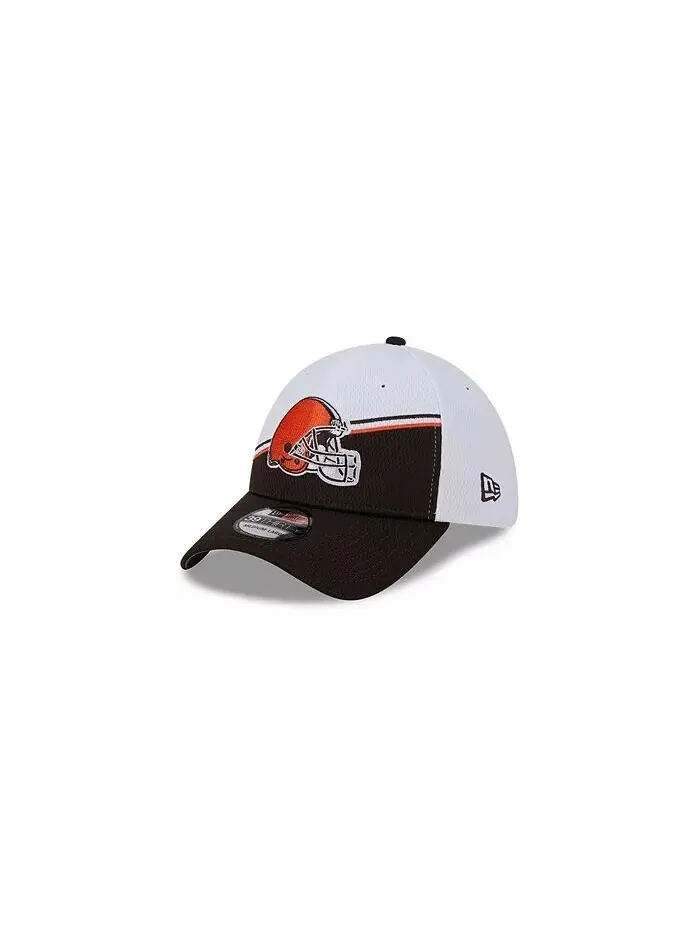 Мужская бело-коричневая гибкая кепка Cleveland Browns 2023 NFL Sideline 39THIRTY New Era — изображение 5 из 5