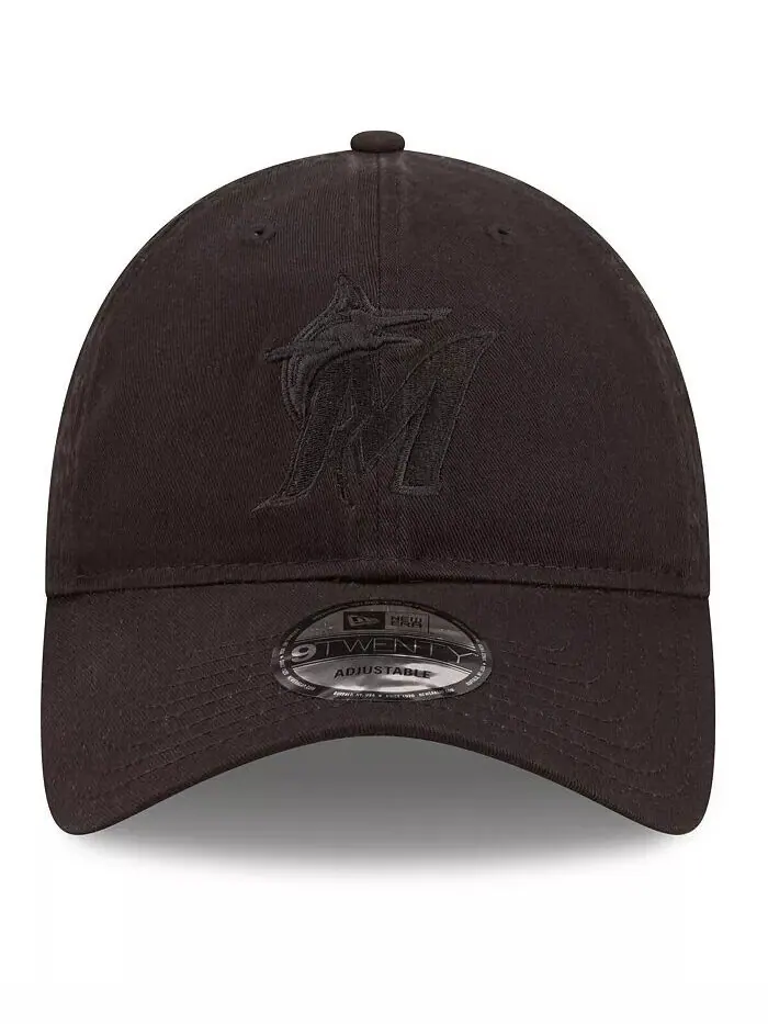 Мужская регулируемая кепка Miami Marlins Black on Black Core Classic 2.0 9TWENTY New Era — изображение 2 из 4