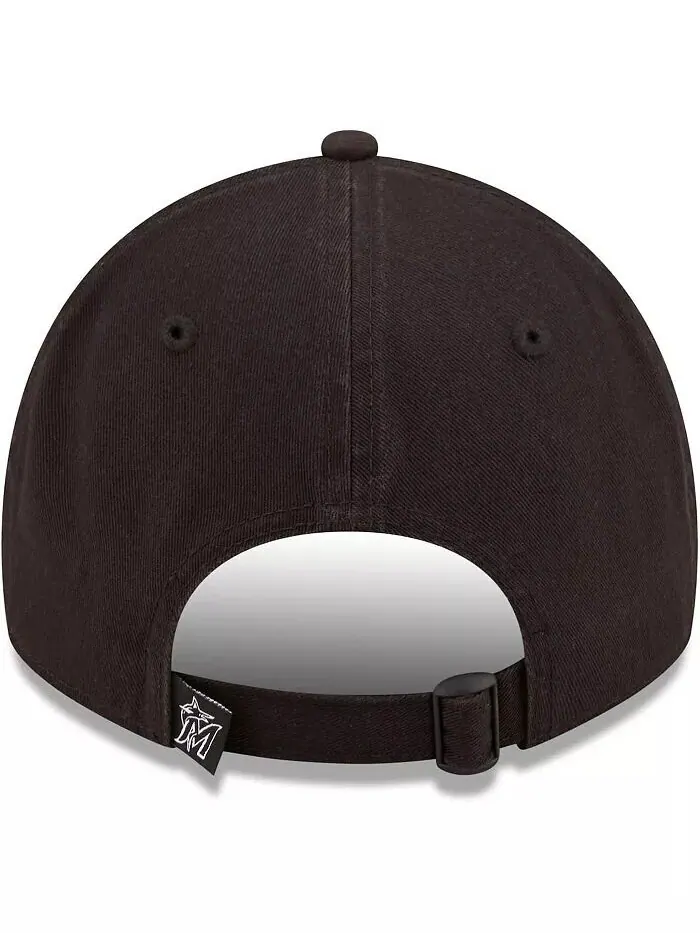 Мужская регулируемая кепка Miami Marlins Black on Black Core Classic 2.0 9TWENTY New Era — изображение 4 из 4