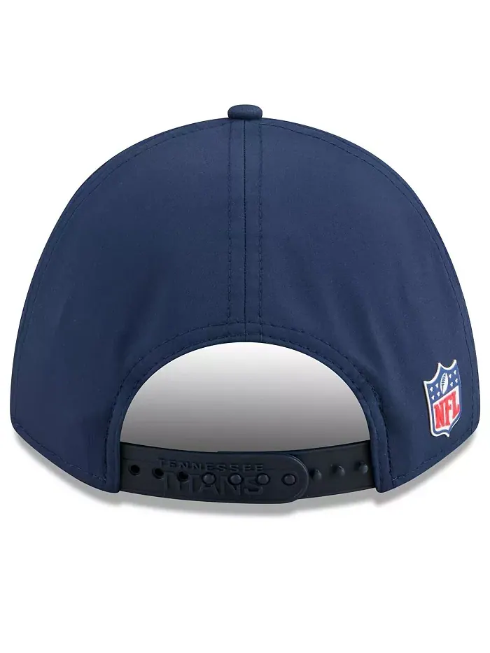 Регулируемая кепка для больших мальчиков и девочек Navy Tennessee Titans 2025 Sideline 9FORTY New — изображение 3 из 5