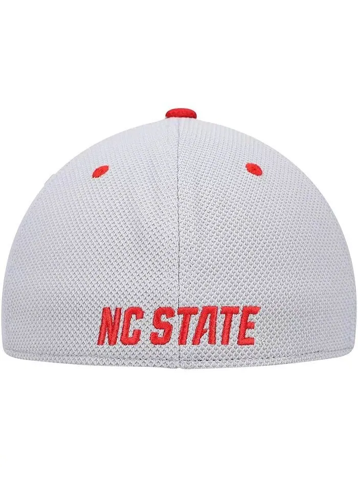 Мужская серо-красная бейсбольная кепка для игры в NC State Wolfpack Adidas — изображение 4 из 4