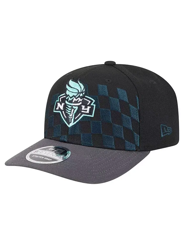 Мужская и женская черная регулируемая кепка New York Liberty 9SEVENTY с шахматным принтом New Era — изображение 3 из 4