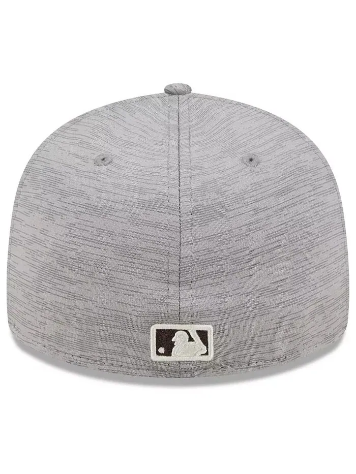 Мужская серая кепка San Diego Padres 2024 Clubhouse Low Profile 59FIFTY Fitted New Era — изображение 3 из 4