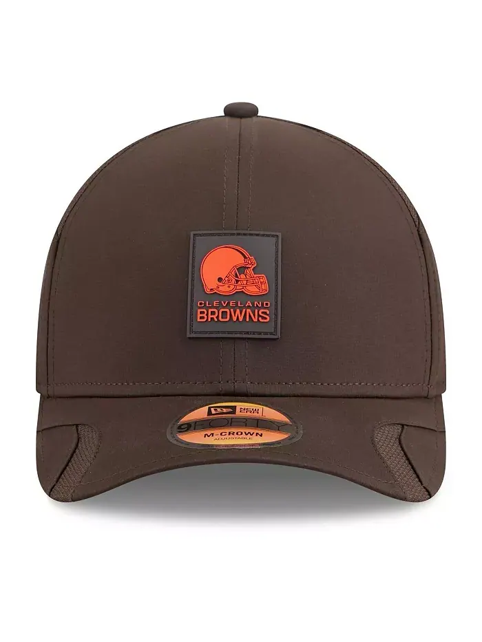 Регулируемая кепка Big Boys and Girls Brown Cleveland Browns 2025 Sideline 9FORTY New Era — изображение 5 из 5