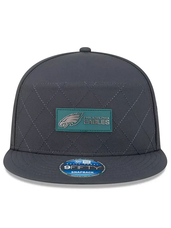 Мужская шапка Charcoal Philadelphia Eagles 2025 Sideline Cold Weather Split Panel 9FIFTY Snapback — изображение 5 из 5