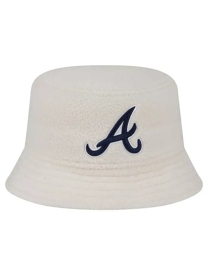 Женская белая уютная бейсболка Atlanta Braves Chrome New Era — изображение 2 из 4
