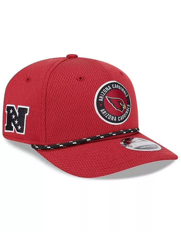 Мужская бейсболка Cardinal Arizona Cardinals Sideline 9SEVENTY Stretch-Snap 2024 года New Era