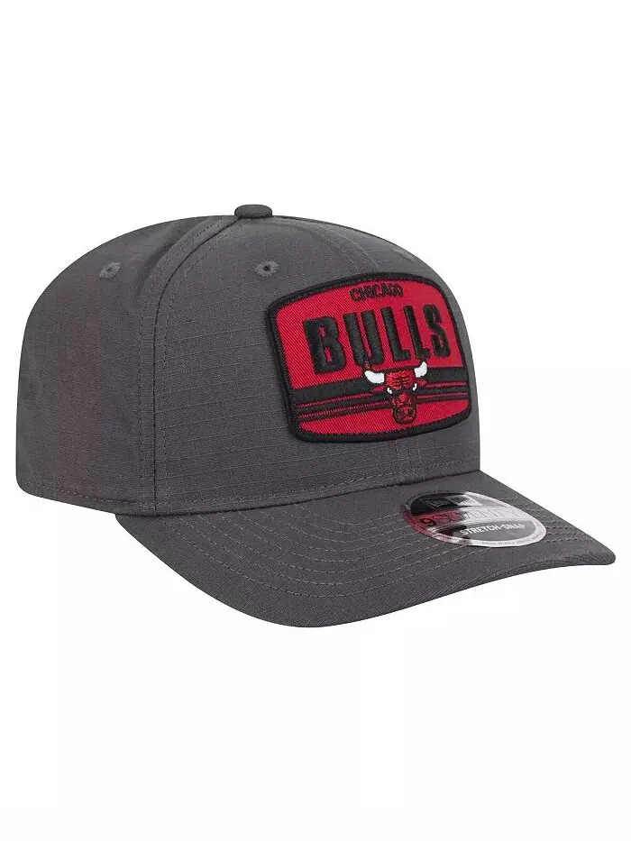 Мужская графитовая бейсболка Chicago Bulls Team Elevated Patch 9SEVENTY Adjustable Hat New Era — изображение 2 из 4