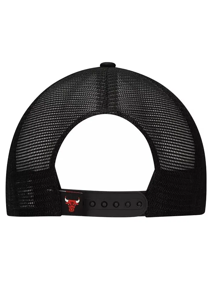 Кепка Snapback 9FIFTY для больших мальчиков и девочек, белая/черная, Chicago Bulls Court Sport — изображение 4 из 4