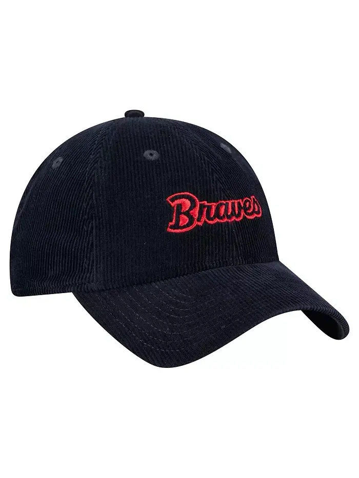 Женская регулируемая кепка 9TWENTY Atlanta Braves из вельвета в темно-синем цвете New Era — изображение 3 из 4