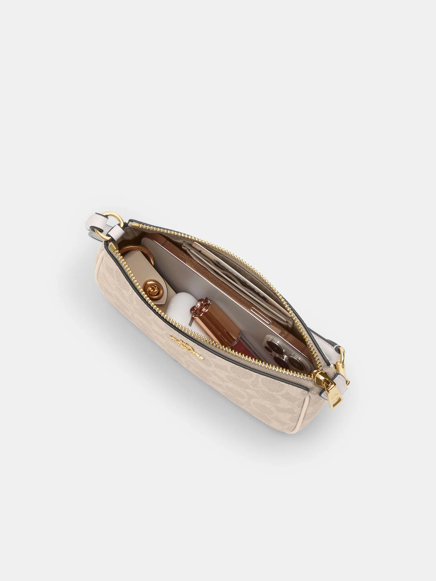 Сумка на плечо Coach Nolita 19 — 20