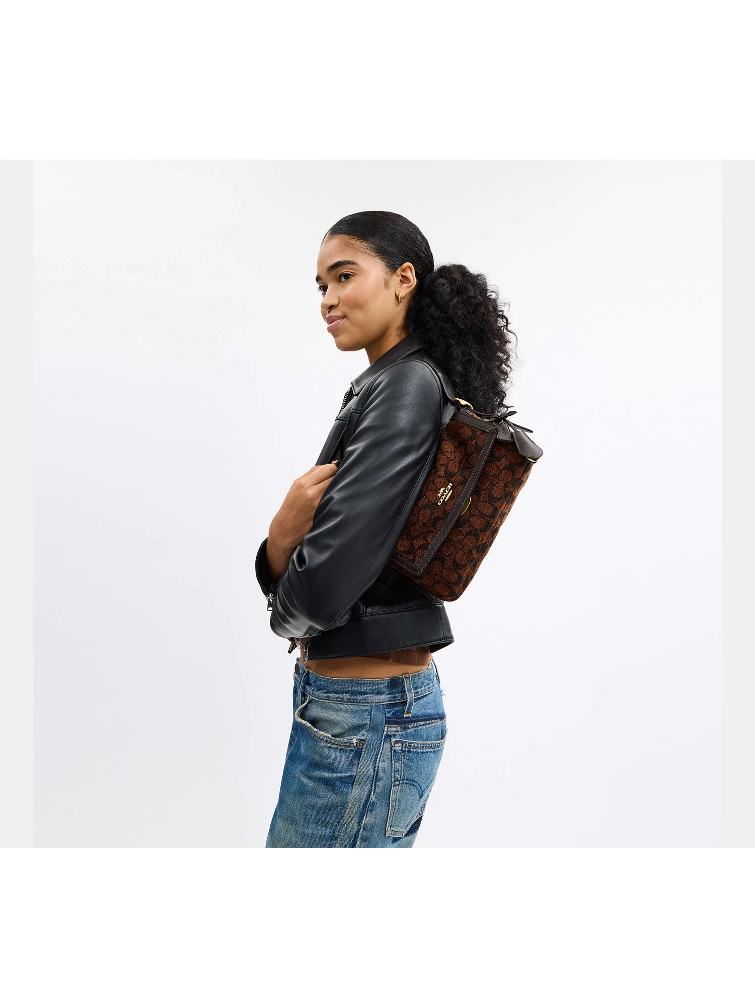 Сумка Coach Etta на плечо с клапаном — 15
