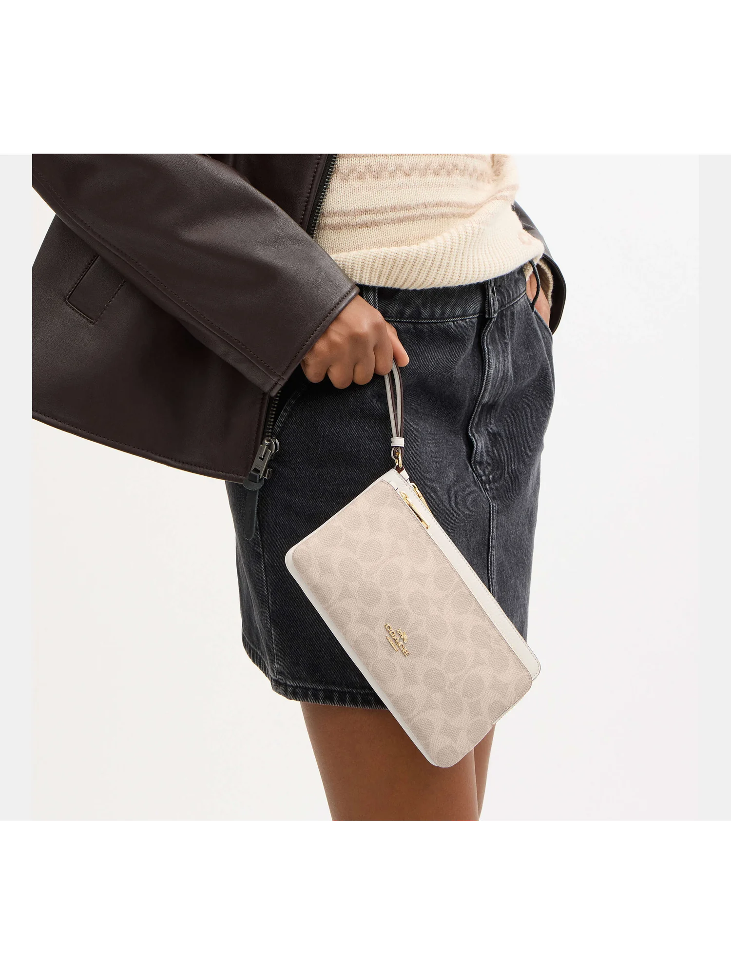 Кошелек на запястье Coach на двух молниях — 8