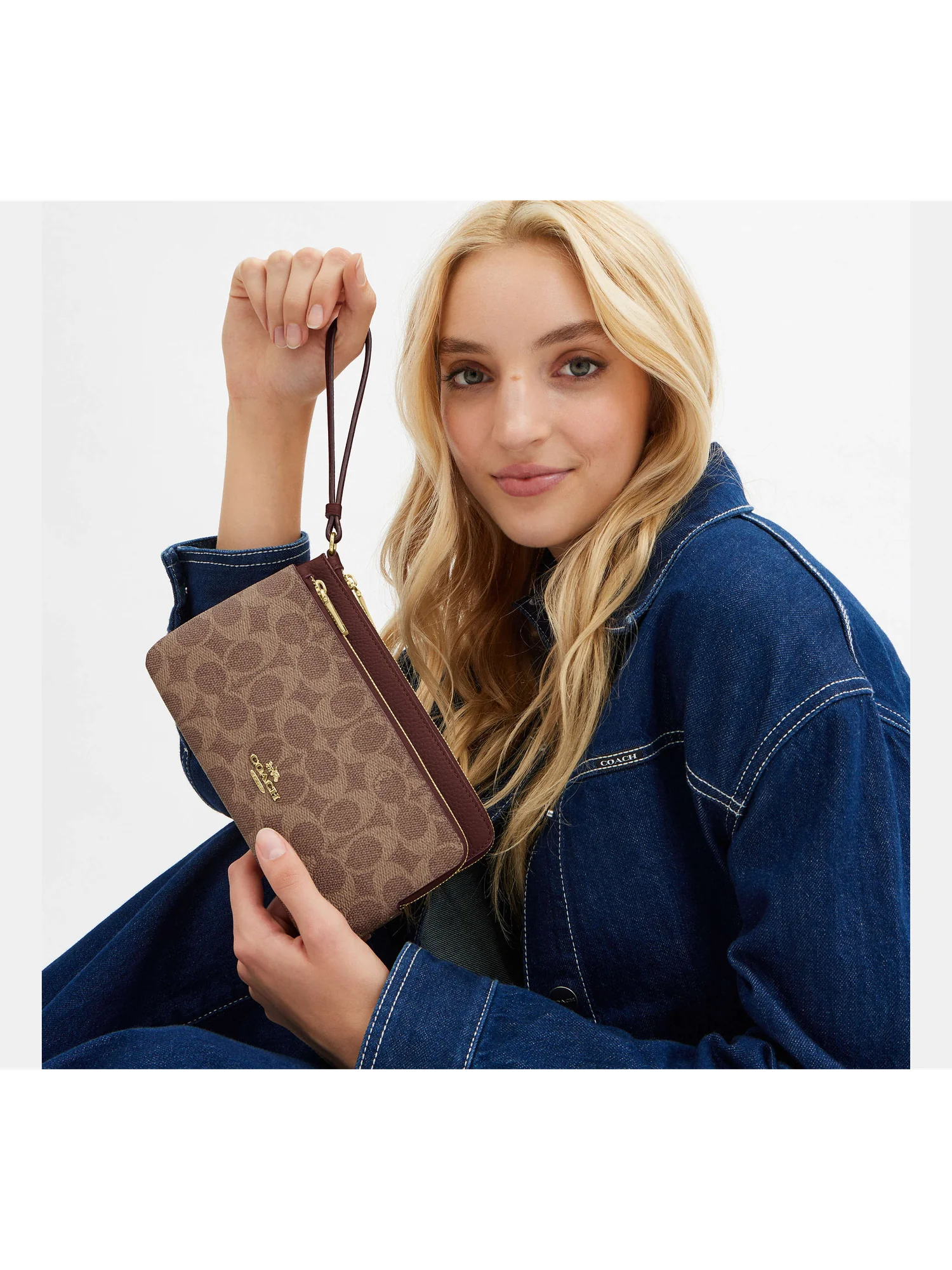 Кошелек на запястье Coach на двух молниях — 16