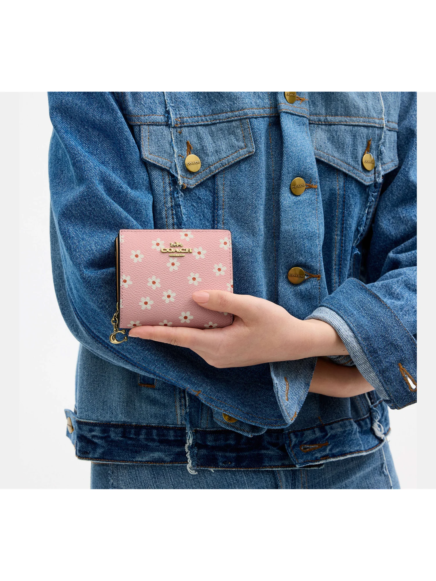 Кожаный кошелёк на кнопке Coach с цветочным принтом — 4