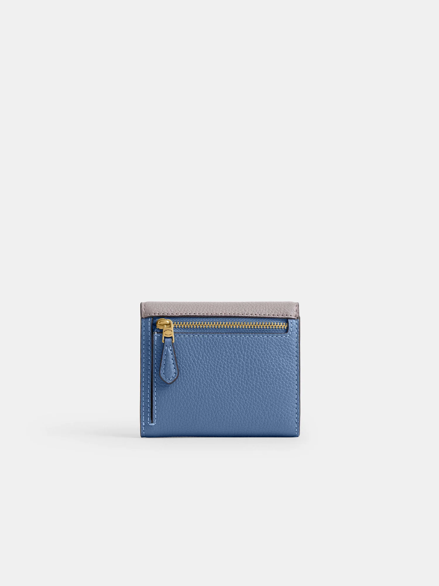 Кошелёк Coach Mila Small Flap в стиле колор-блок — 13
