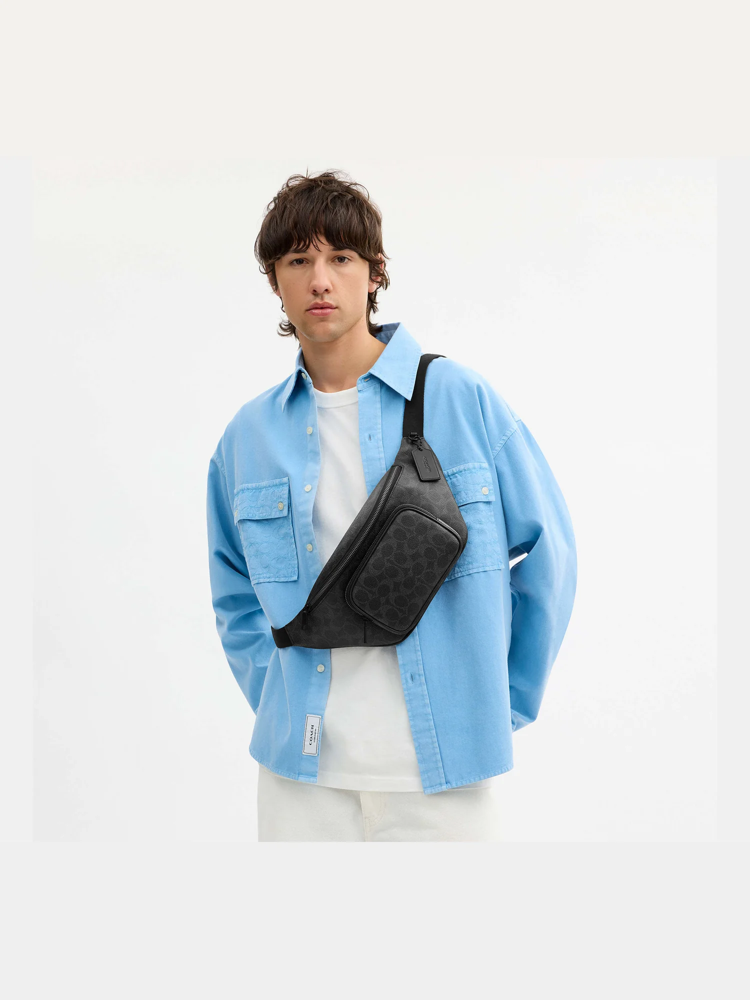 Поясная сумка Coach Travis 35 из фирменного текстиля — 12