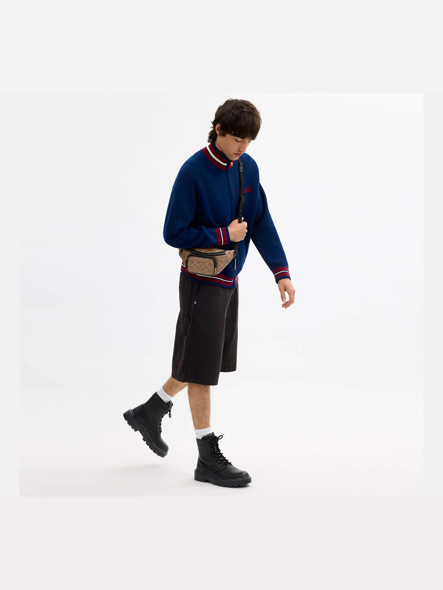 Поясная сумка Coach Travis 30 из фирменного текстиля — 3