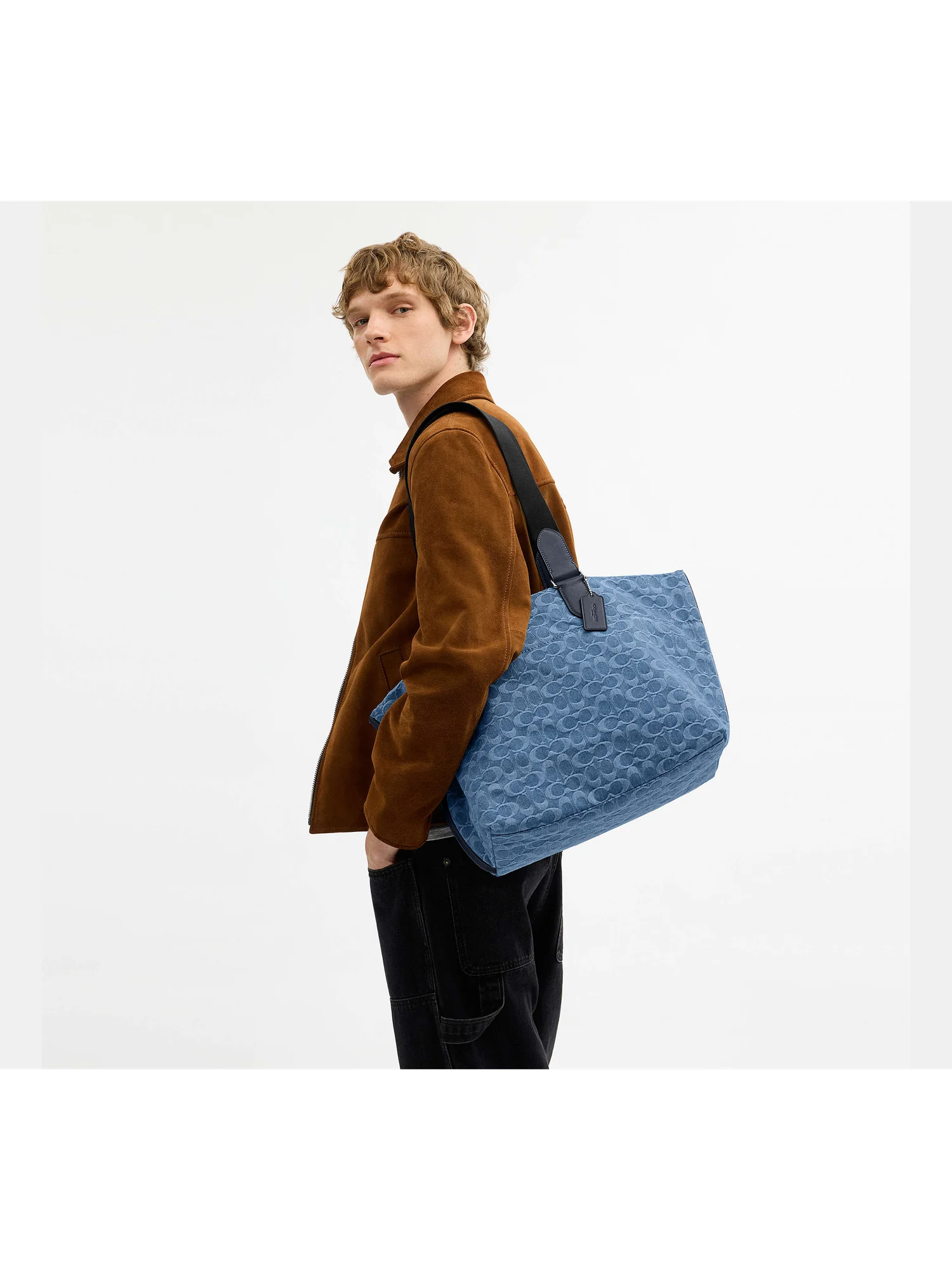 Сумка-тоут Coach Tour из фирменного денима — 12