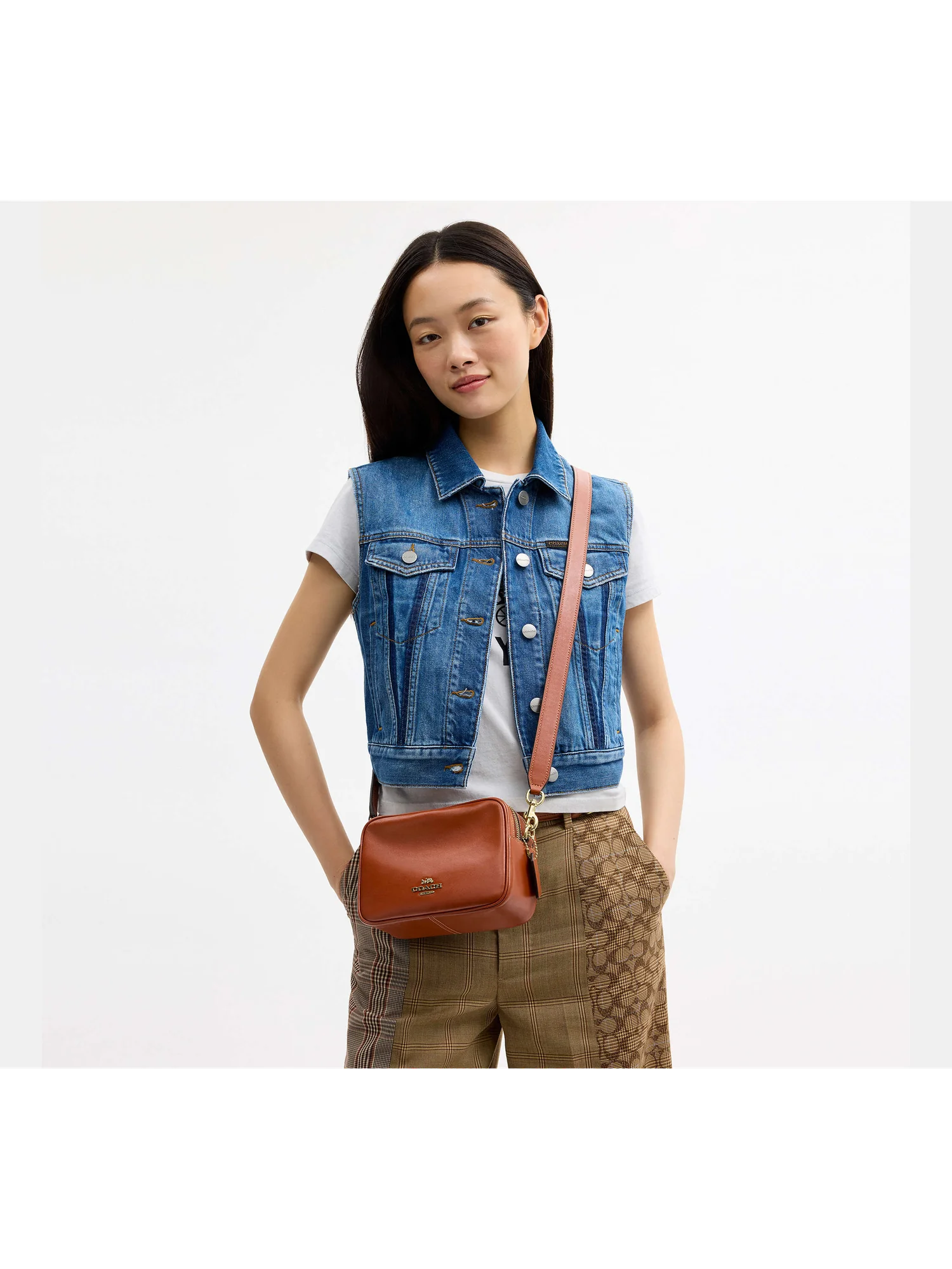 Мини-сумка-кроссбоди Coach Carey — 9