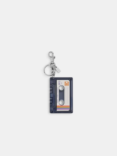 Брелок-подвеска для сумки Coach в виде кассеты