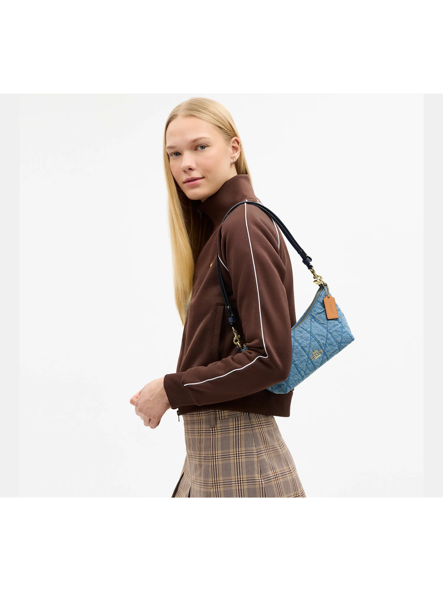 Стёганая сумка на плечо Coach Caitlin — 8
