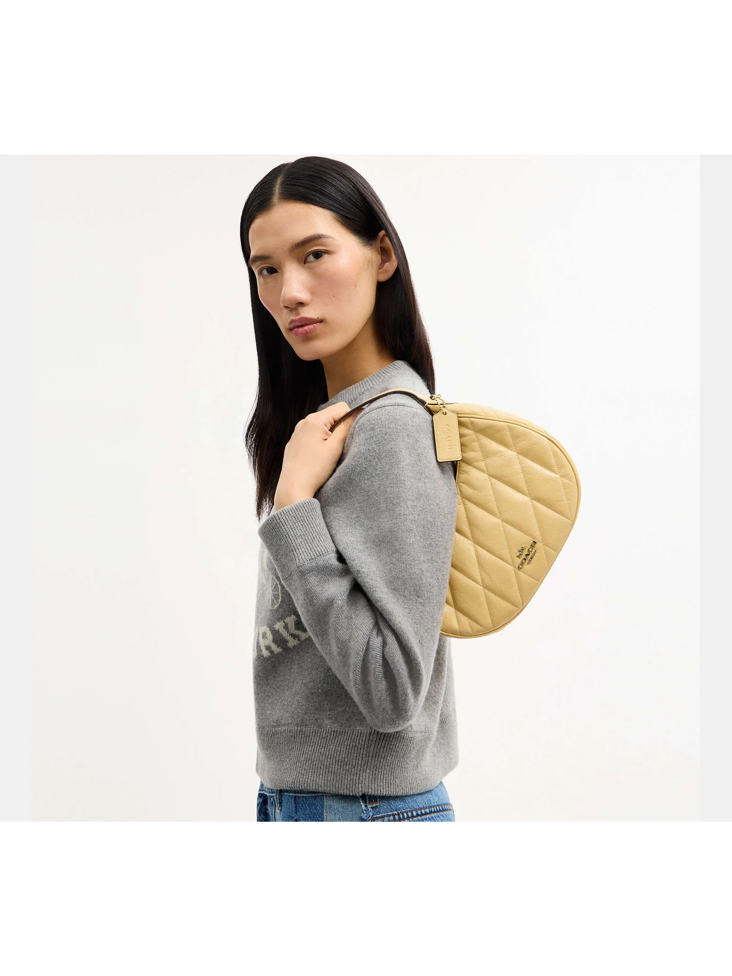 Стеганая сумка на плечо Coach Emily из глянцевой кожи — 9