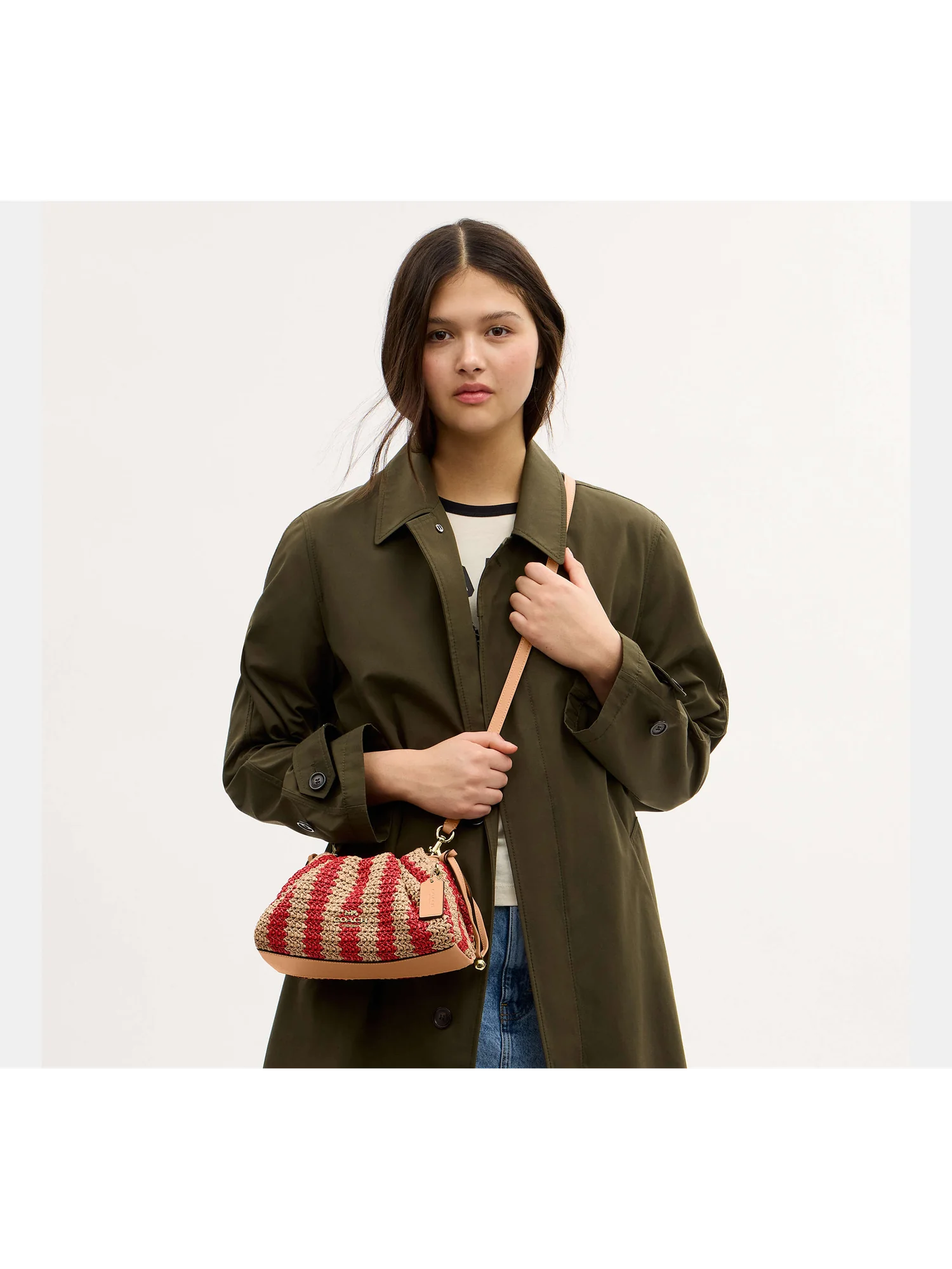 Сумка на плечо Coach Faye плетёная — 5