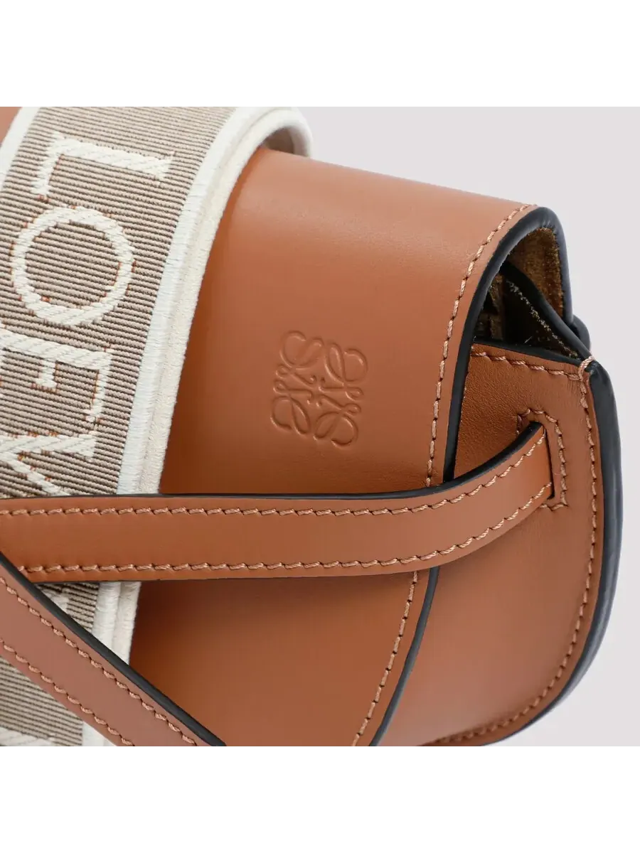 Мини-сумка Loewe Gate Dual из мягкой телячьей кожи — 4