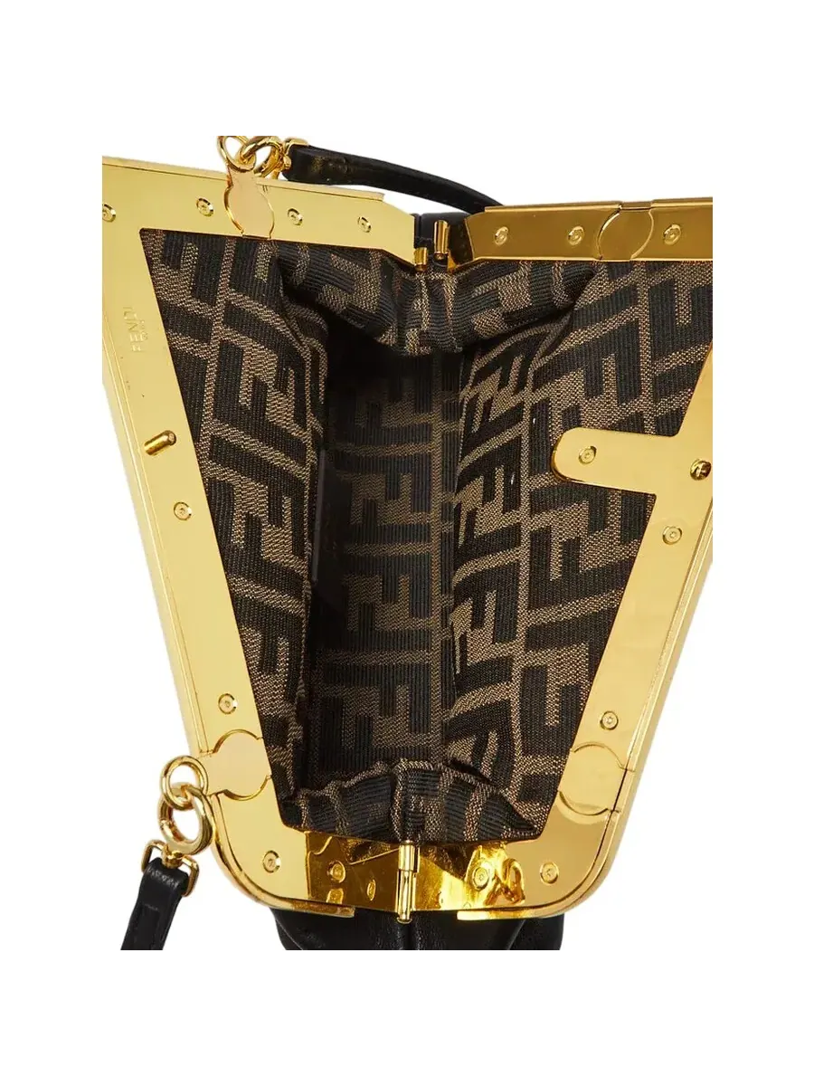 Клатч Fendi First Small из мягкой кожи наппа — изображение 3 из 3, черный