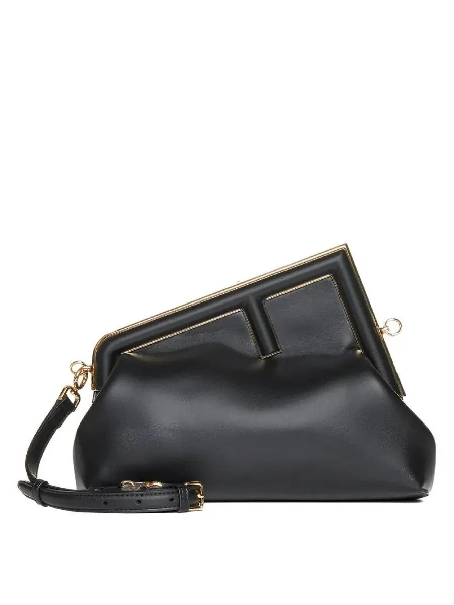 Клатч Fendi First Midi из мягкой кожи наппа