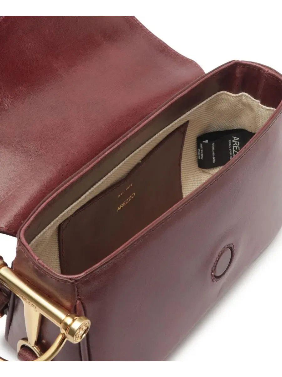 Небольшая кожаная кроссбоди-сумка Cora Small Leather Crossbody Arezzo — изображение 3 из 5, красный