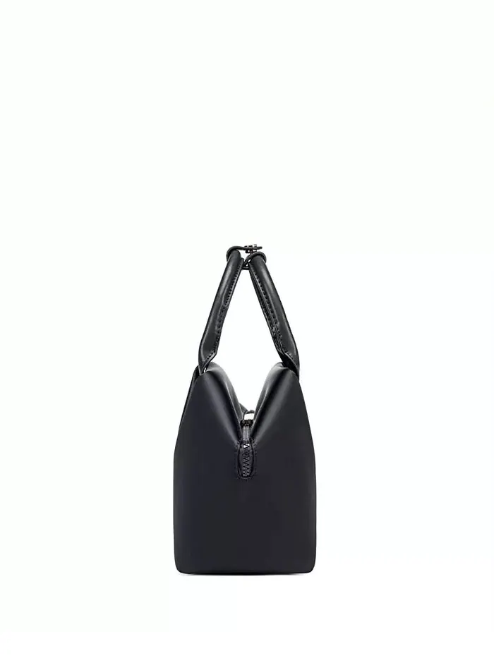 Маленькая сумка-тоут Origami Ultra Satin Crossbody Lux & Nyx — изображение 9 из 10, черный