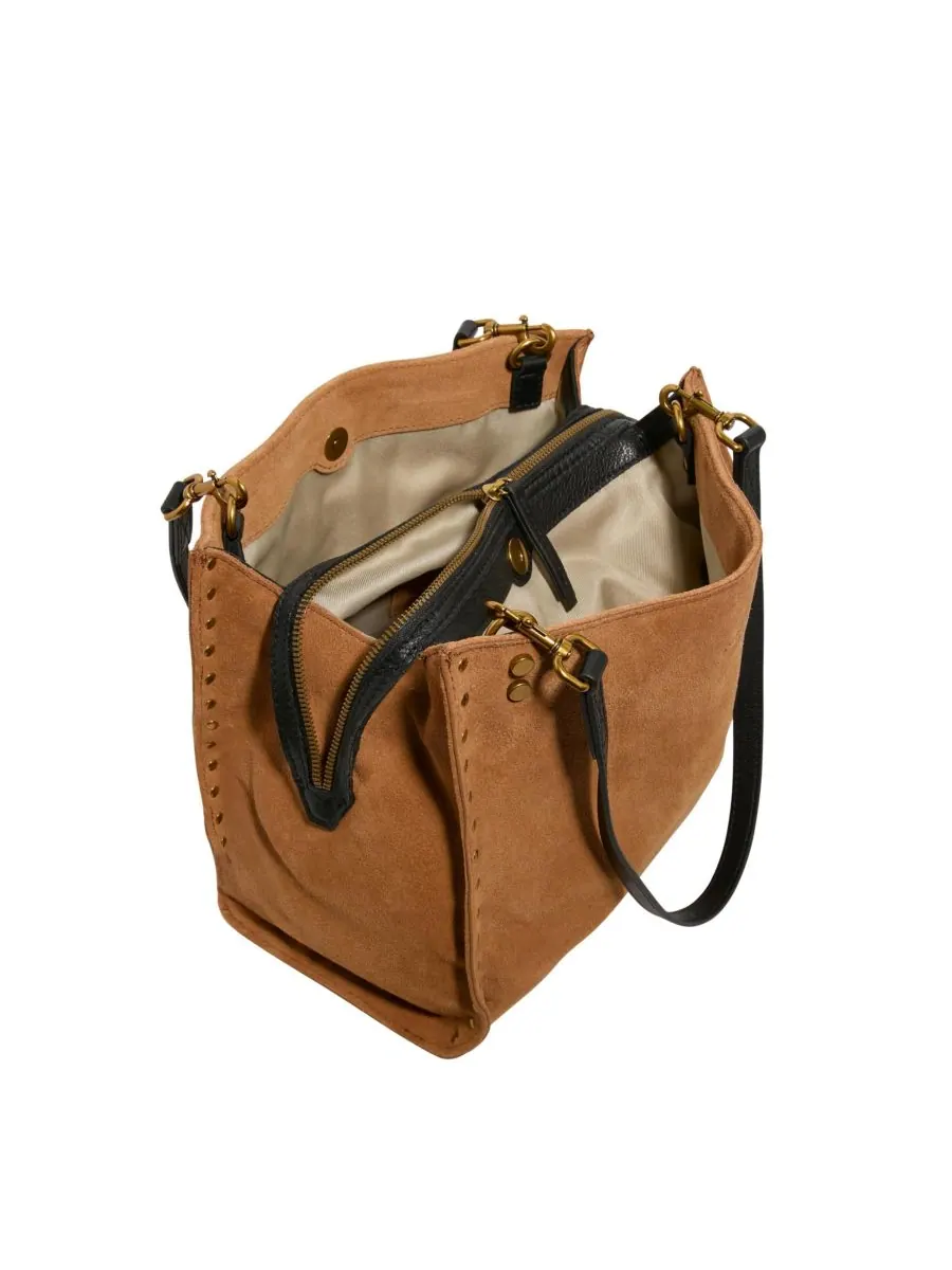 Сумка-портфель LENOX с заклепками и тройным входом American Leather Co, Cafe Latte Suede — изображение 3 из 4