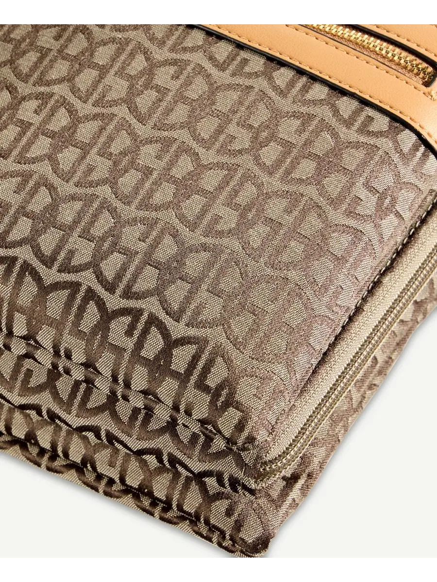 Сумка-кроссбоди Dasher Triple-Zip Giani Bernini — изображение 6 из 7, коричневый