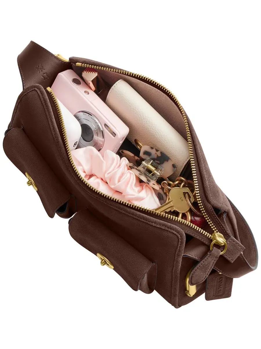 Сумка через плечо Haversack из замши с поворотным замком COACH, Brass Dark Chocolate — изображение 6 из 6, коричневый