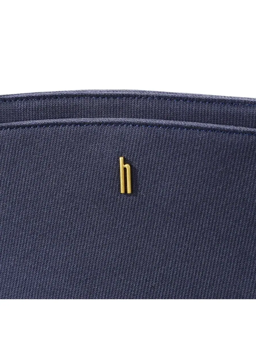 Сумка-шопер с мягкой структурой, с кожаной отделкой, Reserve Women's Carryall Tote Hartmann — изображение 4 из 7, темно-синий